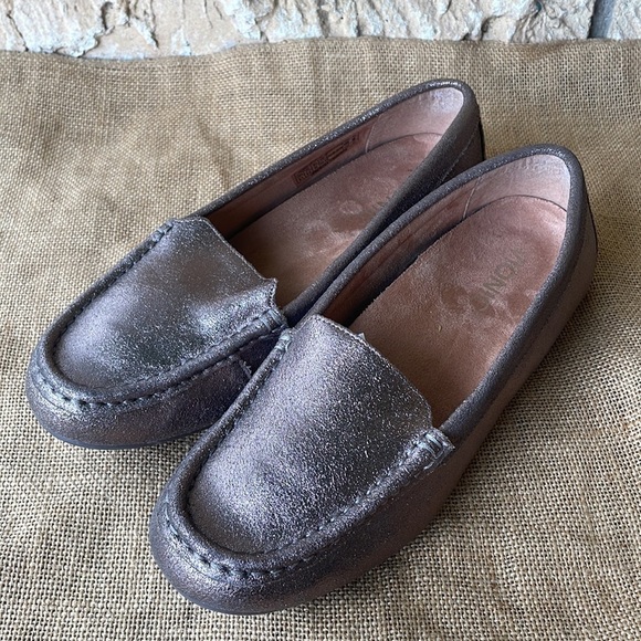 Vionic Women's Debbie Moccasin Flats Concealed Orthotic Arch Support Loafers - Picture 9 of 15